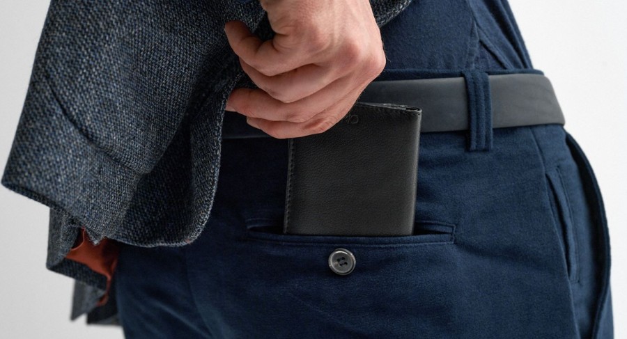 Oliver Sweeney Ayre Black Wallets